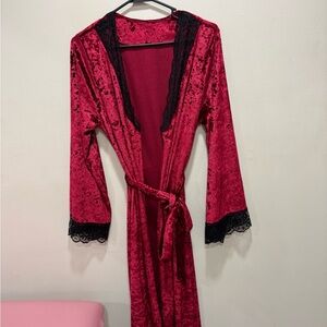 Elegant Red Velvet Women's Robe with Black Lace Trim
